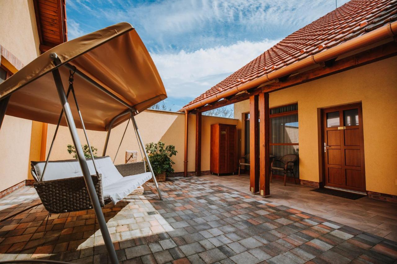 Nemeth Apartmanhazak Mórahalom Exterior foto